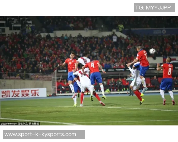 基多体育大学在解放者杯半决赛首回合以三球优势战胜帕尔梅拉斯