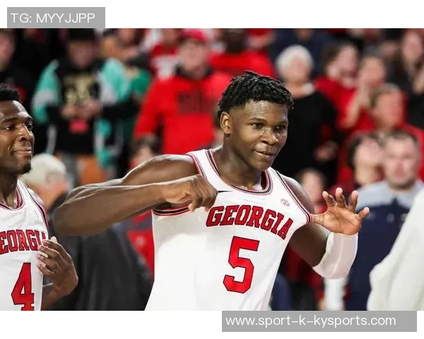 拉拉维亚感谢安东尼爱德华兹助力视频走红打通经脉的秘密揭秘 拉拉维亚感谢安东尼爱德华兹助力视频走红打通经脉的秘密揭秘