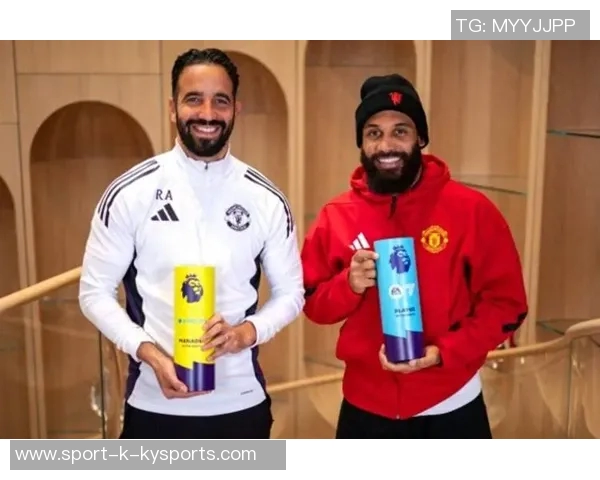 姆伯莫梅开二度助曼联赢得胜利荣膺英超第9轮最佳球员称号 姆伯莫梅开二度助曼联赢得胜利荣膺英超第9轮最佳球员称号