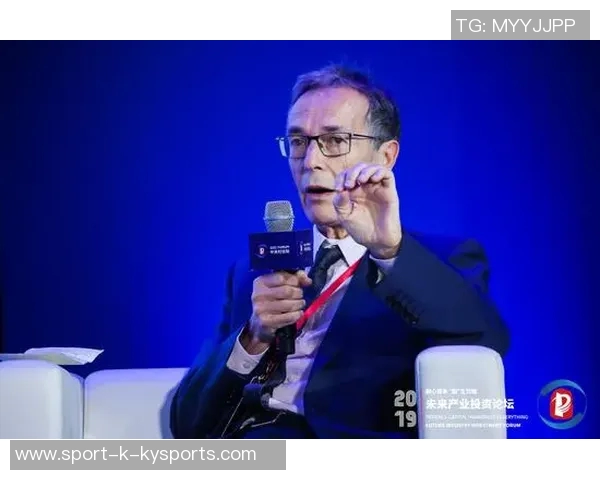 弗兰克盛赞范德芬展望未来俱乐部前景光明令人期待 弗兰克盛赞范德芬展望未来俱乐部前景光明令人期待