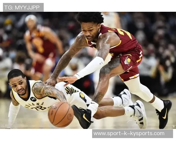 理查兹半场表现抢眼5中3斩获7分助攻1次正负值高达16分